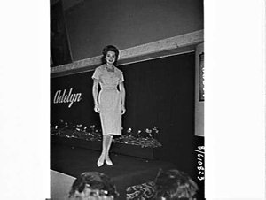 Adelyn summer fashion parade 1961-2, Trocadero