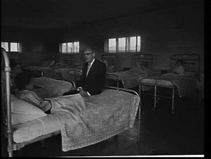 Sir Kenneth Coles visits a hospital ward at Beverley Pa...