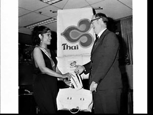 Drawing a raffle at the Thai Chamber of Commerce, Sydne...