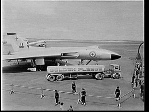 Arrival of RAF Avro Vulcan jet bomber at Mascot