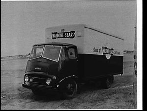 Waltons' Department Store delivery truck at the Botany ...
