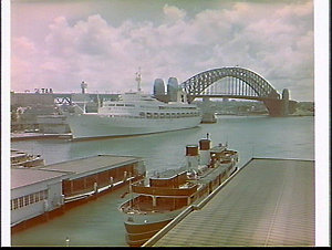 P&O liner Canberra and the Harbour Bridge, Internationa...