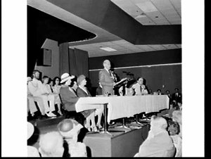 Governor-General Sir Zelman Cowen opens the new Padding...