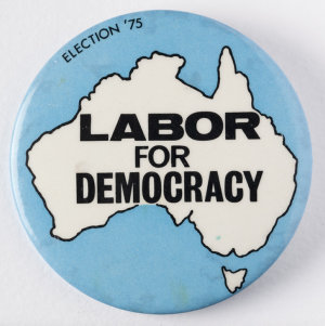 Series 05: Australian social and political badges