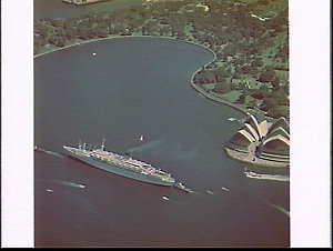 Aerial photograph of Sydney Opera House, Farm Cove and ...
