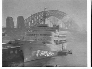 Ocean liner Canberra, International Terminal, Circular ...