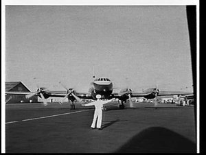 BOAC Bristol Britannia arriving at Mascot