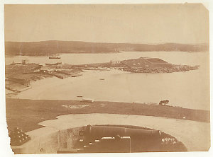 Watsons Bay, Camp Cove in foreground