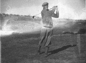 Men's amateur golf: Abe Schlapp, practice swing