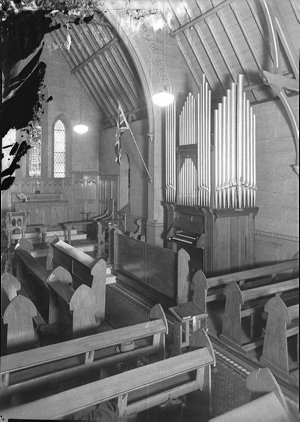 Organ at Canterbury Church