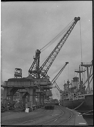 Ships "Iron Derby" and "Baroota" loading, BHP wharf
