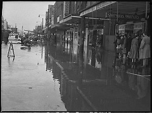 Floods in Hunter Street, Newcastle