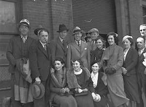 Gus Bluett and the cast of J.C. Williamson's musical "N...