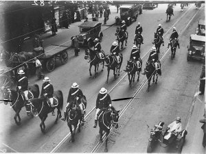 NSW mounted police in Pitt Street