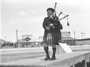 Piper A. MacPhee of Townsville won the Open Pibroch at ...