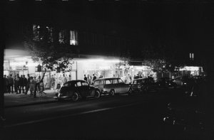 Late shopping. Canberra, 17 April 1964 / photographs by...