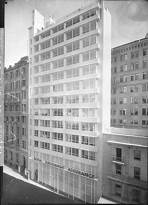 Royal Exchange Assurance building. Oblique view of Pitt...
