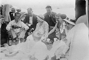 Picnic on Thirroul Beach, New Year's Day.  Tooths KB an...