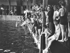Swimming carnival at the Domain Baths