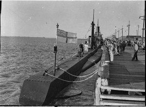 Submarine HMS "Auroch" in Newcastle