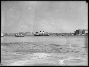 Arrival of new ferry "South Steyne" from Scotland
