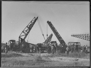 Crane smash; H Chadwick and Son, No 1 crane