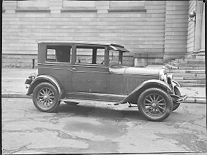 1927 Pontiac Coach (taken for Liberty Motors)