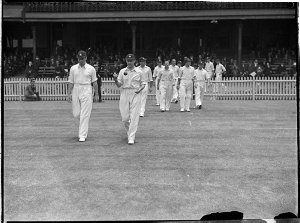 Second test, Sydney [England takes the field]