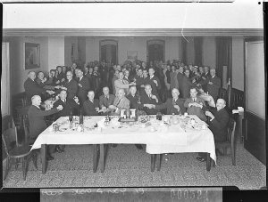 Appears to be a radio industry dinner, showing the whol...