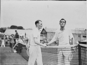 Hughes and Thompson shake hands at net