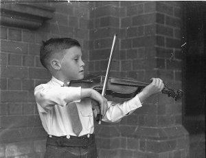 Violinist Alex Philp of Five Dock in the Rail & Tramway...