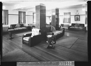 View of the lounge/waiting room, Newcastle Mater Misericordiae Hospital, Waratah - School of Nursing Home (for Building Publishing Co)