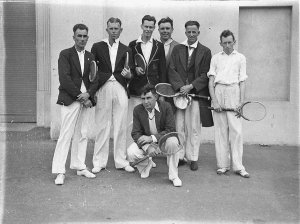 Group of 7 unidentified tennis players