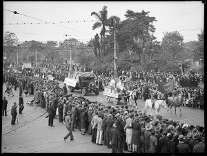 Sydney University Commem (Commemoration) Day procession...