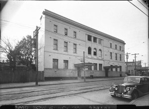 Masonic Hotel (taken for L.J. Hooker Ltd)