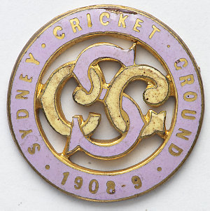Item 1027: Sydney Cricket Ground badge, 1908-1909