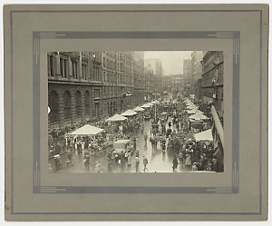 [Fundraising in Martin Place, World War I]