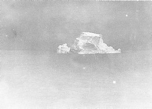 Q186: An iceberg / Percy Gray