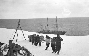 P132: Hauling stores up to the top of the Shackleton Sh...