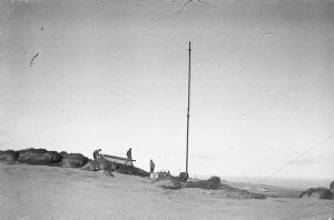 Q330: Wireless mast during erection. Macquarie Island /...