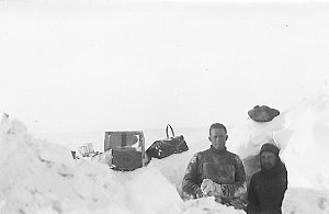P226: Watson and Jones in tunnel to The Grottoes / Andr...
