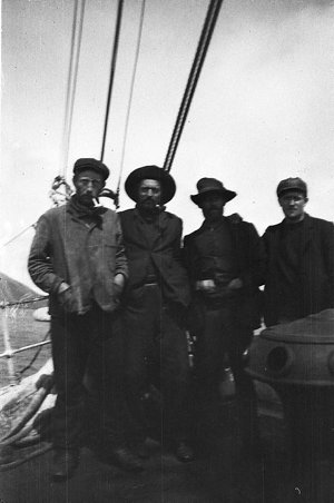 Q445: Sailors photographed on deck / Harry Coombe