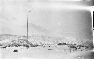 P054: The Wireless Station at Macquarie Island in winte...
