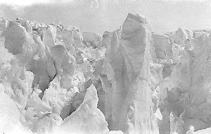 P184: Serac ice. Lower Denman Glacier / Andrew D. Watso...