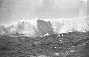 Q462: An iceberg / Bernard McGrath