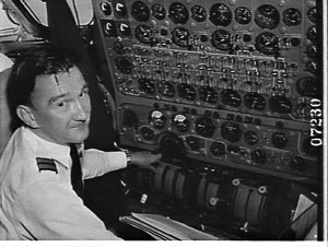 First officer in the cockpit of the first BOAC Comet 4 ...