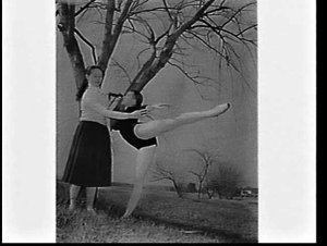 Sadler's Wells ballerina Elaine Fifield tutors Judith C...
