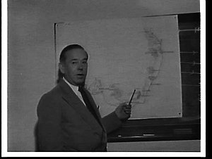 Mr. Higgs of CSIRO giving a rainmaking lecture at Sydne...