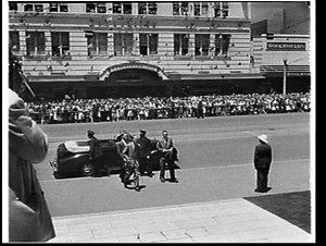 Duke of Edinburgh arrives at Sydney Town Hall