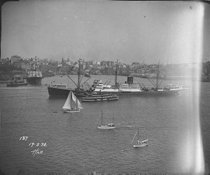 Ship, ferry and yachts, Sydney Cove, Sydney Harbour Bri...